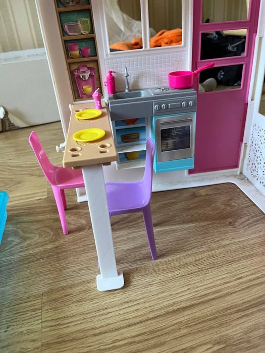 Продам будиночок Barbie