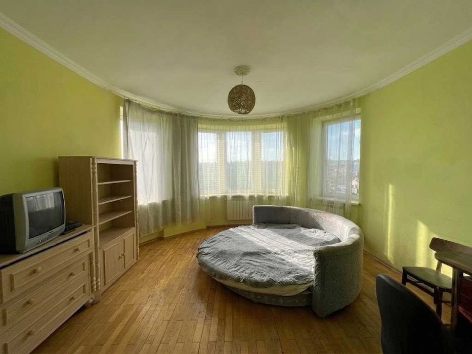 Продаж дачі 430м². 5 кімнат. 24 сотки. Камін. Басейн. Сауна. Більярд. ID:674