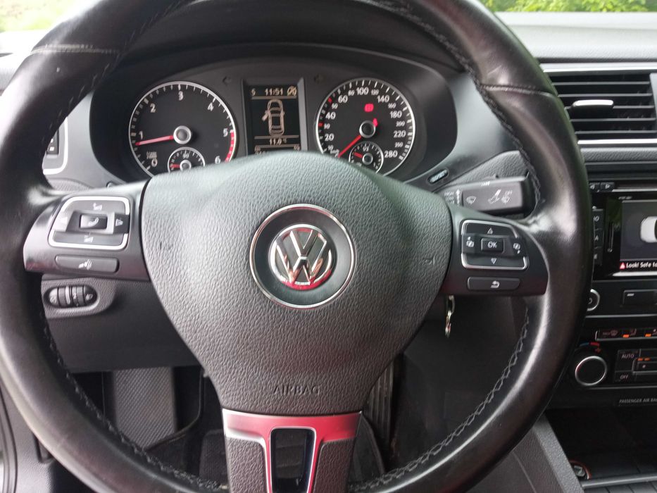 Volkswagen Jetta 2010 Navi! PDC! Klima! ALu!