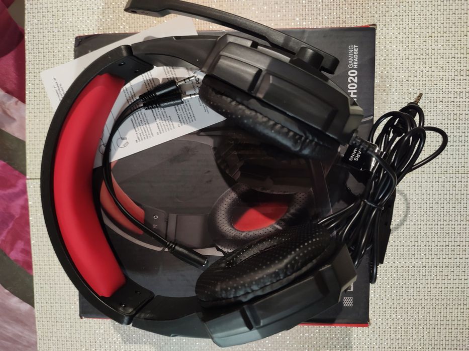 Pro-gamingowe słuchawki MH020