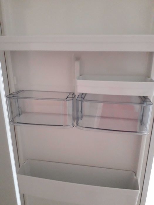 Frigorífico vertical, marca Siemens.