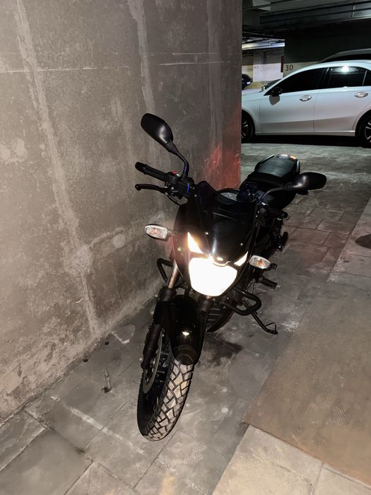 Bajaj Pulsar 180