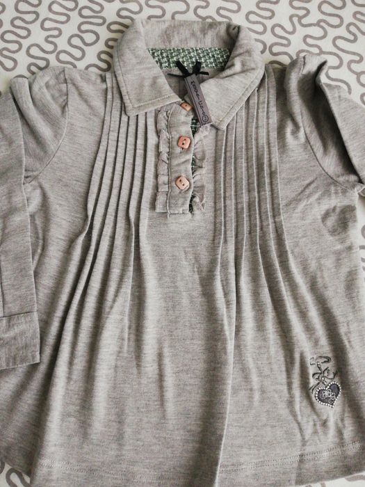 Vendo roupa e sapatos menina como nova