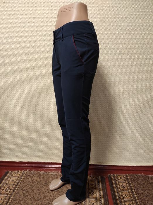 Шкільні брюки/юбки