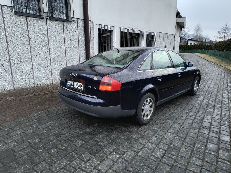 Audi A6 C5 sedan