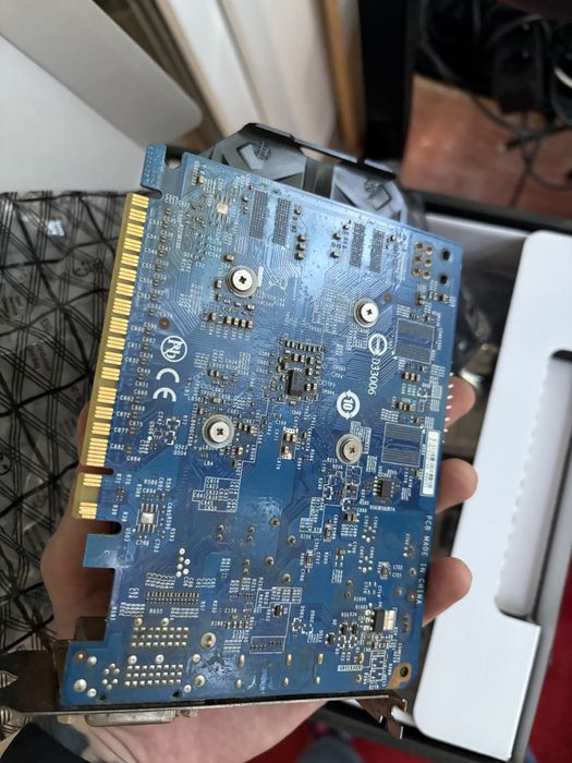 Відеокарта gtx750