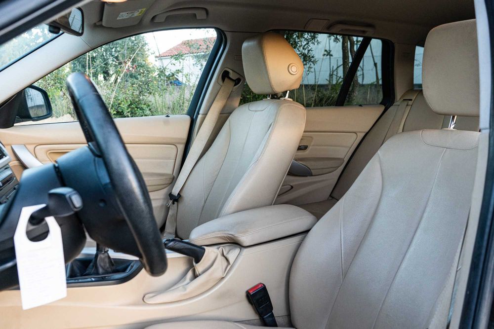 BMW F31 318D 2015 - 195 Mil Km - 18 Meses Garantia