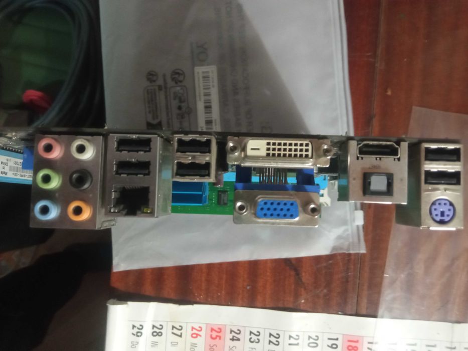 Płyta główna Asus P5G43T-M PRO z Procesorem i pamięć RAM DDR3.