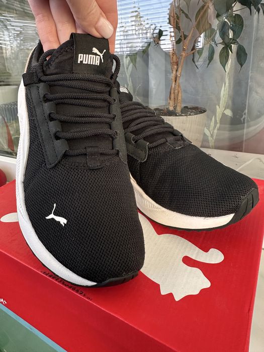 Кросівки PUMA, розмір 37