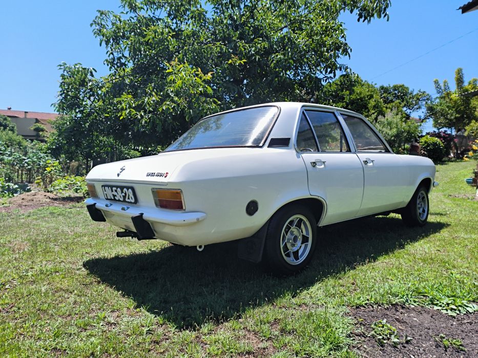 Opel Ascona 1604S