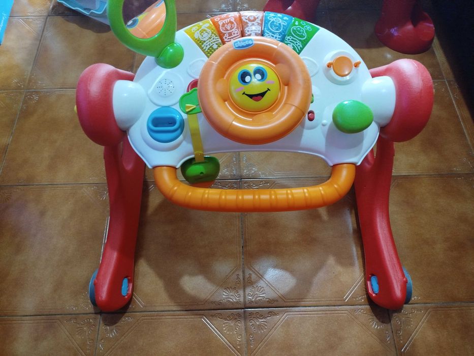 Vendo andarilho da chicco