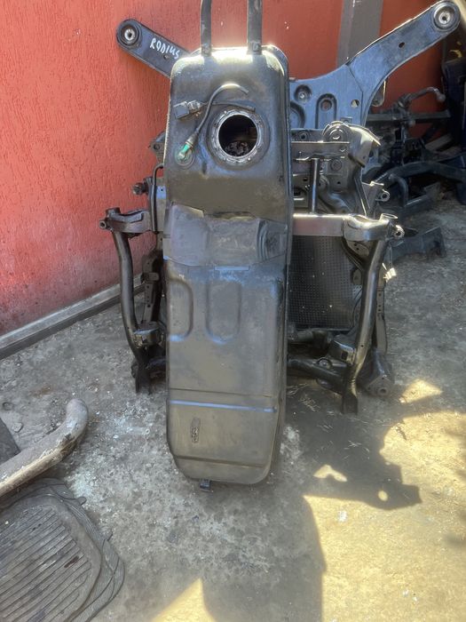 Бак бензобак ford explorer 2 год 2001 эксплорер форд