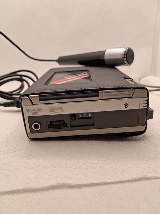 Диктофон . Плеер . Касетный . Пищуший . National . Panasonik Made in J