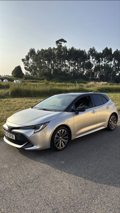 Toyota Corolla Hibrido 1.8 square collection