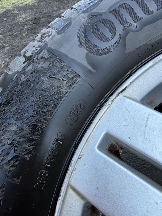 Felgi aluminiowe z letnimi oponami continental 195/65 R15