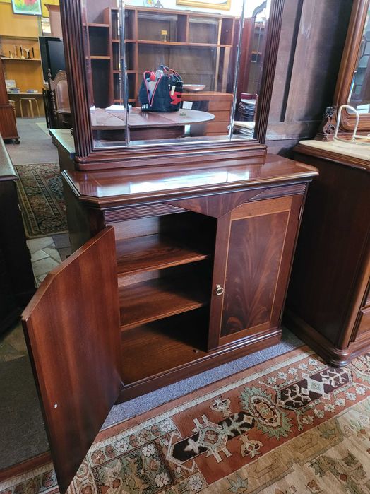 Wooden console table with mirror – No signs of use64584264288386124