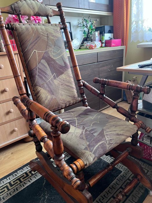 Antyczny zabytkowy fotel bujany