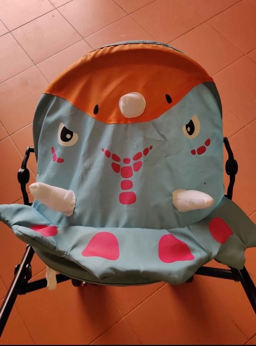 Vendo carrinho de bebé