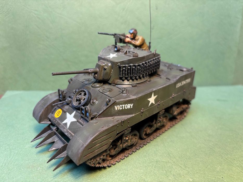 M5 Stuart  - Model kolekcjonerski w skali 1/35
