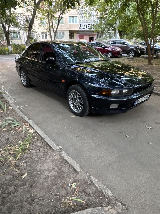 Mitsubishi galant 8