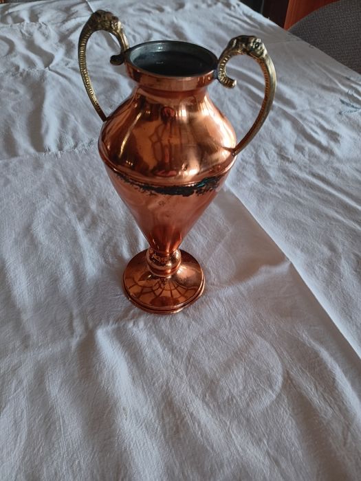 Jarra para decoração em cobre estanhada no interior