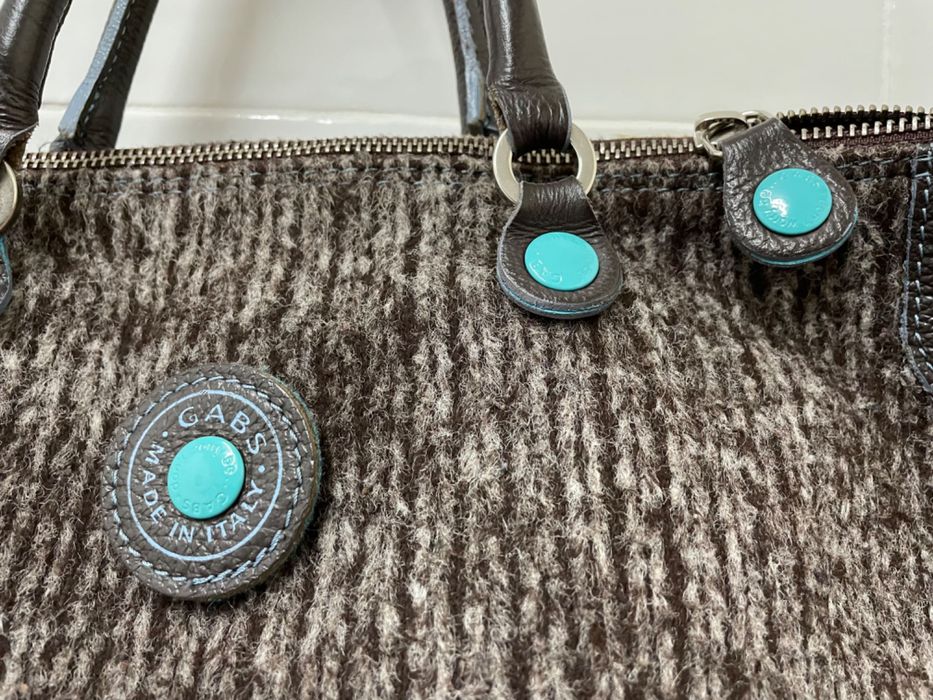 Mala de mão com tiracolo Gabs pele pêlo tecido