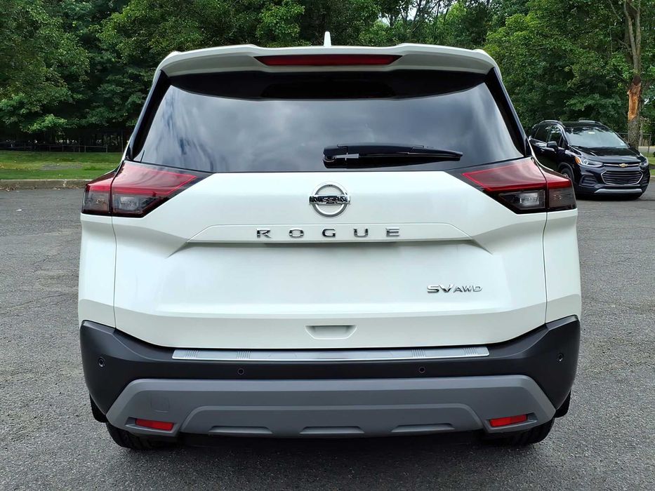 Nissan Rogue      2021