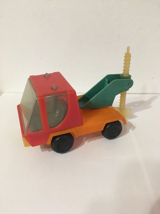 Игрушечная буровая машина / игрушка СССР / машинка / моделька
