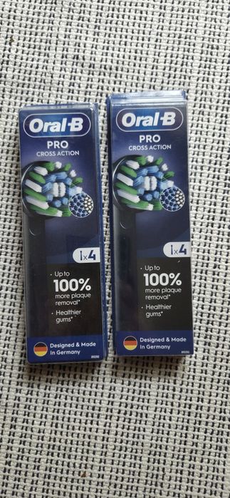 Oral B Cross action x8 czarnych końcówek