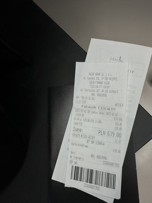 Czarne zamszowe botki damskie Kazar