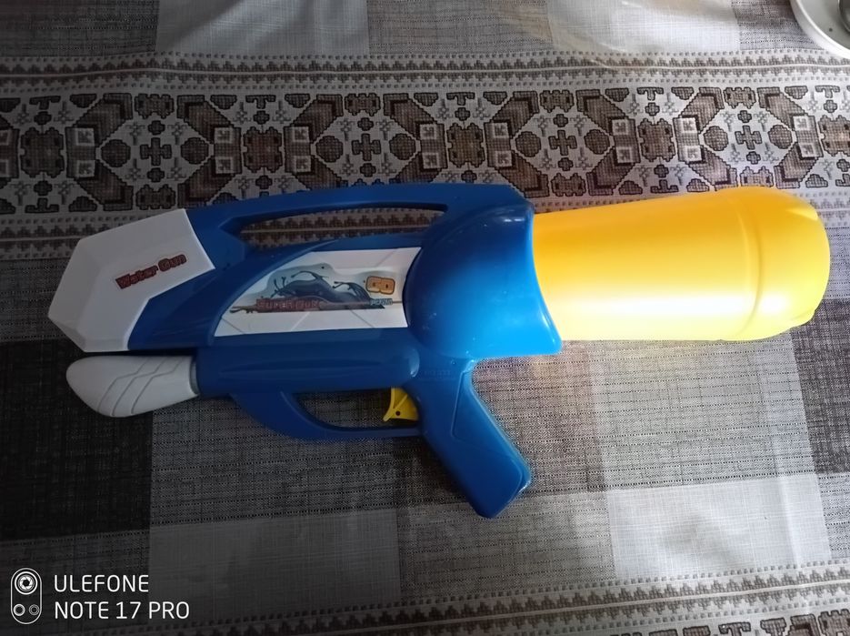 Пістолет водяний