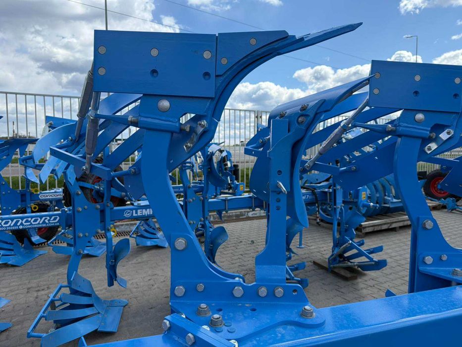 Плуг Lemken Diamant 16 7+1  L100