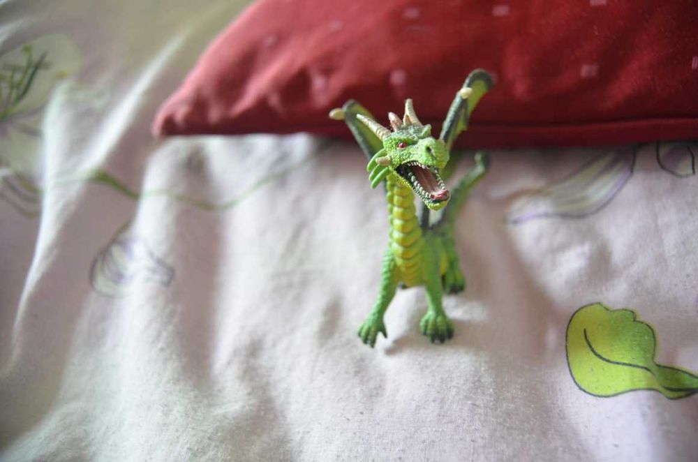 Фигурка дракон 11 см