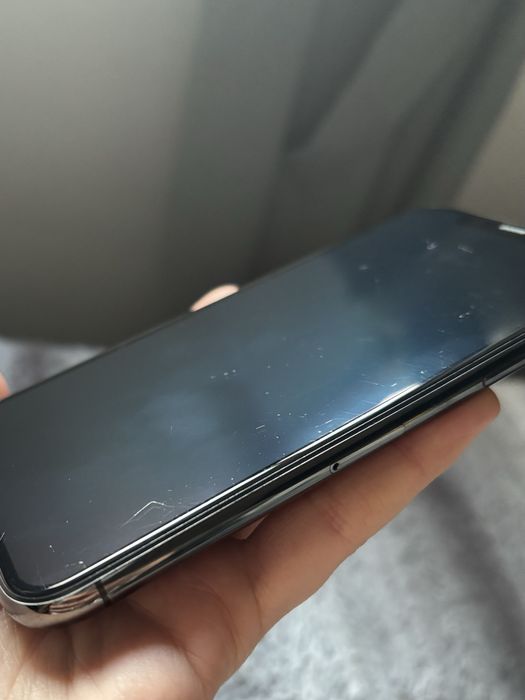 Iphone 11 pro cinzento