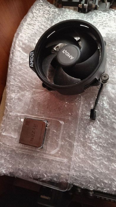 Ryzen 3 Pro 3200g + кулер