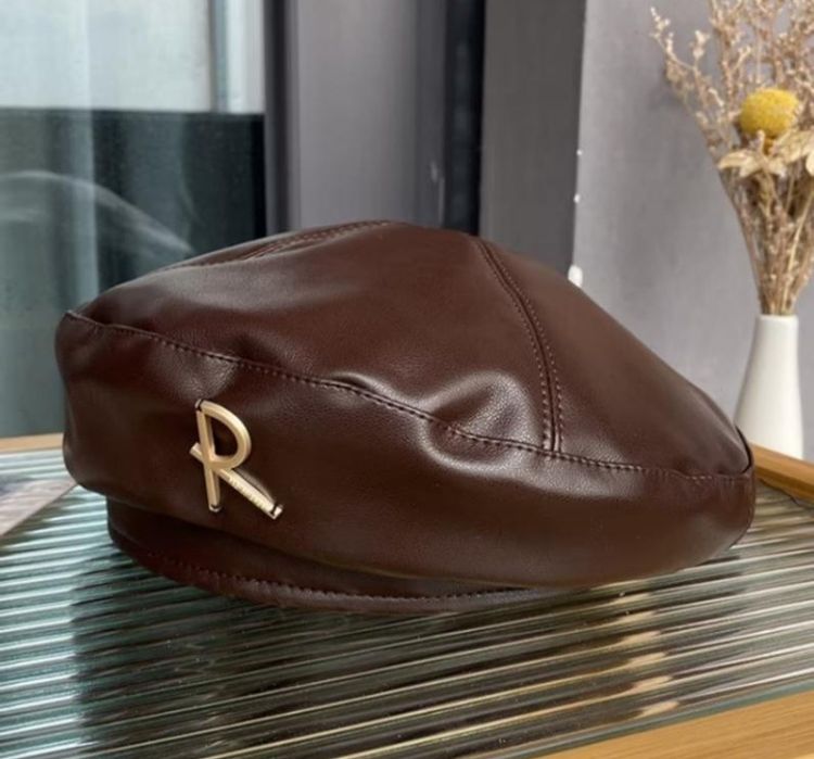 Берет шкіряний жіночий шоколадного кольору