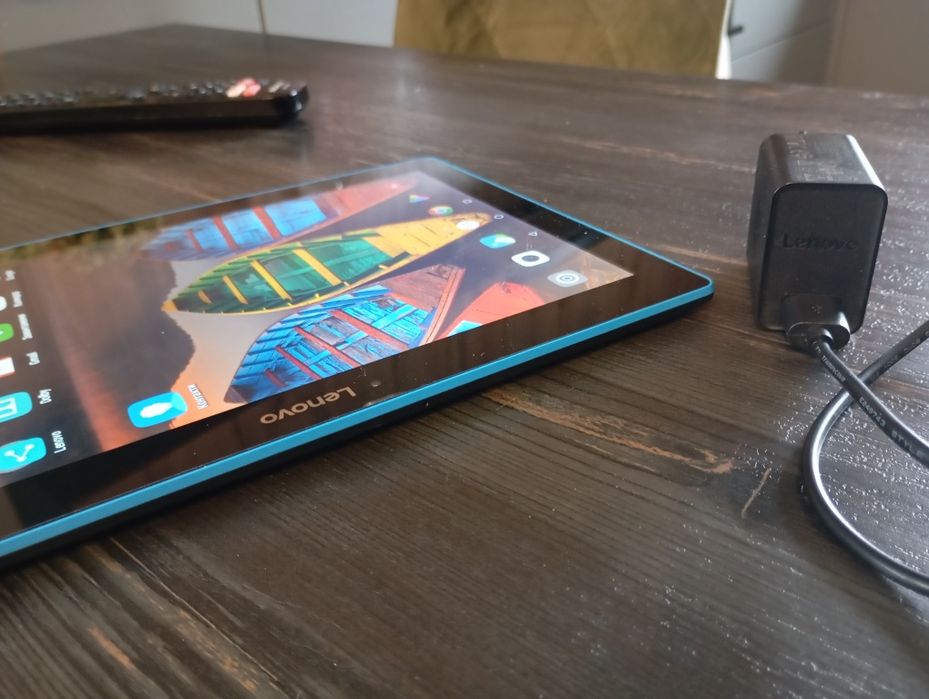 Планшет LENOVO TB-X103F