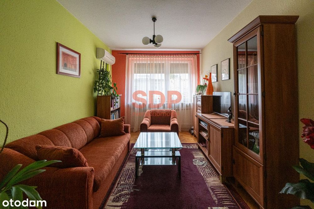 Miasto za rogiem, spokój za oknem – idealny dom dla rodziny