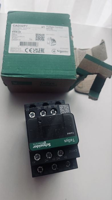 Stycznik mocy schneider