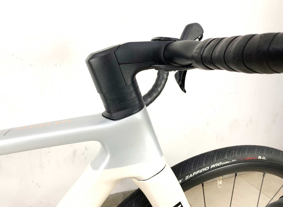 Шосе карбон 2х12 Focus Izalco MAX 8.7  В ідеалі.