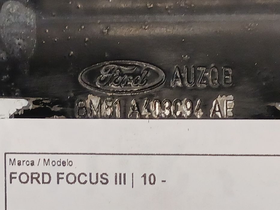 Reforço pára-choques trás FORD Focus III