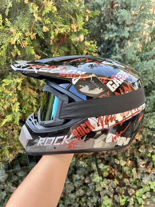 Продам новые эндуро шлема, кроссовый шлем, вело шлем, мотошлем