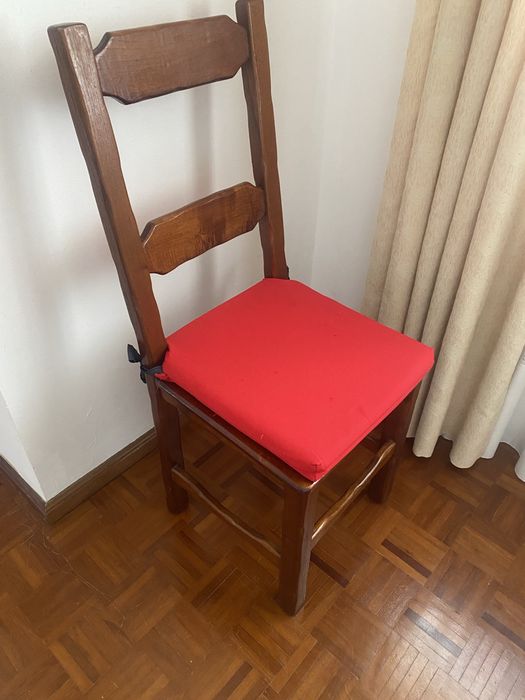 Cadeira madeira  maciça