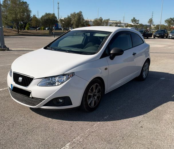 Seat Ibiza 1.2 TDI 2011 — photo 2