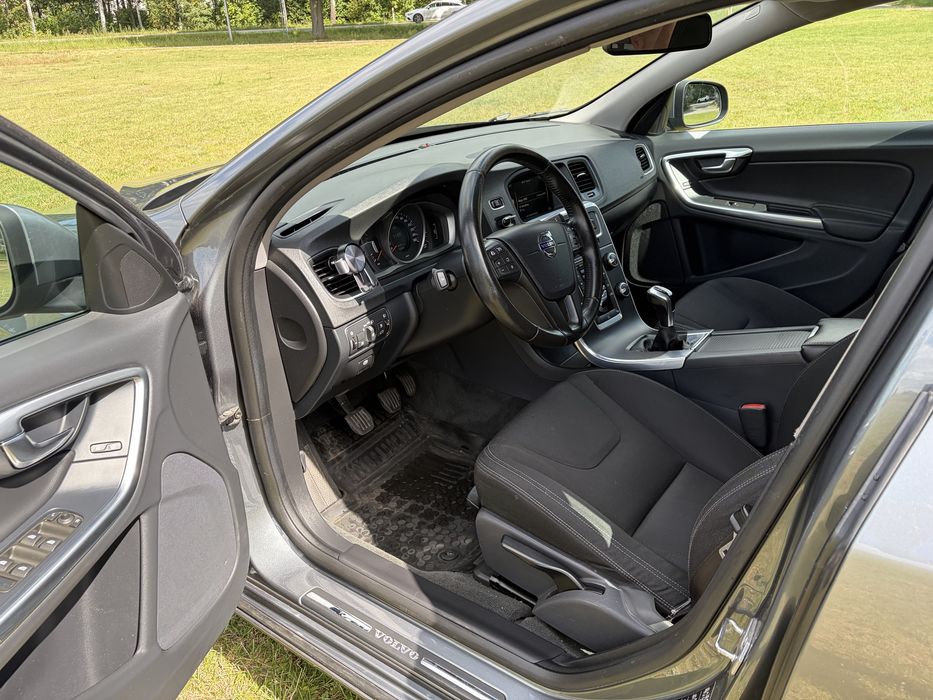 Volvo V60 2016 2.0 D2