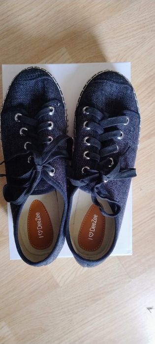 Buty sneakersy na wysokiej podeszwie