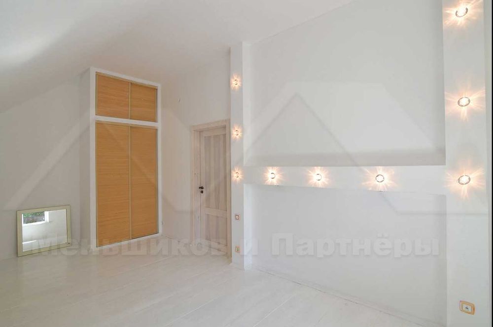 Оренда 5к будинку. Можна під офіс, Подільский р-н, вул. Огіркова Нівки