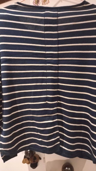 Camisola azul escura com riscas brancas - S - Springfield