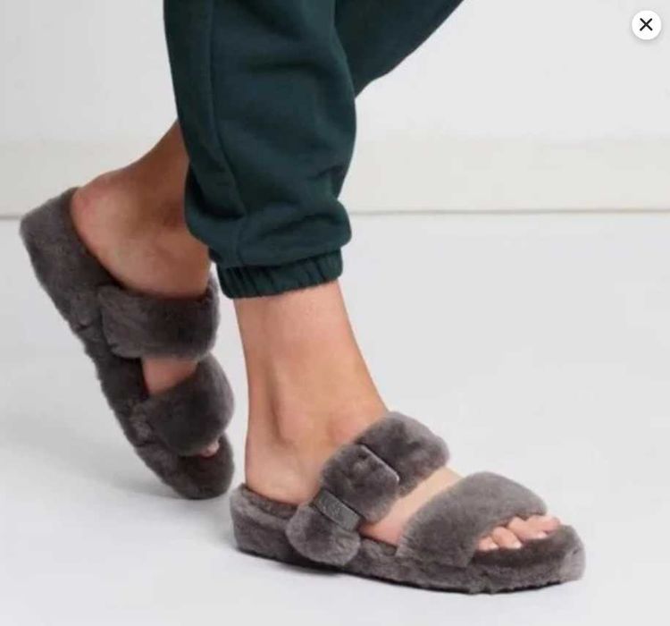 Шльопанці UGG Fuzz Yeah Slippers; EUR-38; ус-ка: 24см