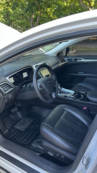 Ford Fusion 2016
